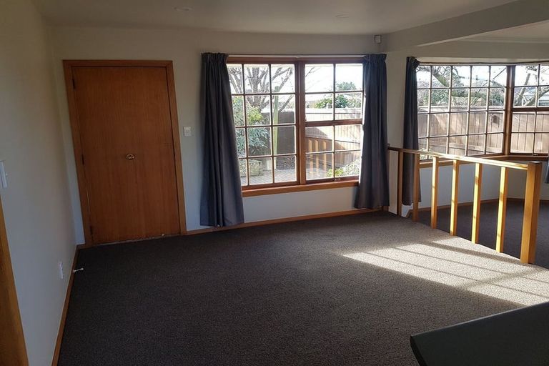 Photo of property in 15 Mortlake Street, Islington, Christchurch, 8042