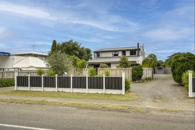 Photo of property in 426 Main North Road, Bay View, Napier, 4104