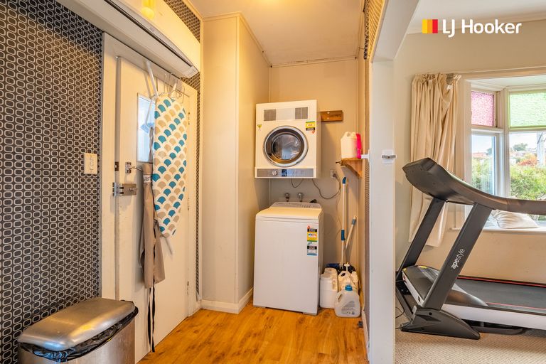 Photo of property in 41 Glenpark Avenue, Mornington, Dunedin, 9011