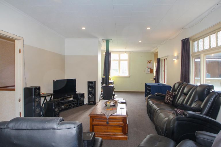 Photo of property in 17 Chelmer Street, Oamaru, 9400
