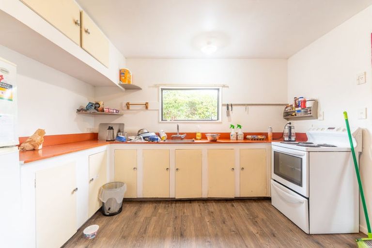 Photo of property in 18 Studholme Street, Waimate, 7924