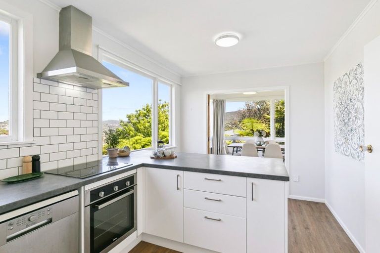 Photo of property in 7 Kau Kau Way, Ngaio, Wellington, 6035