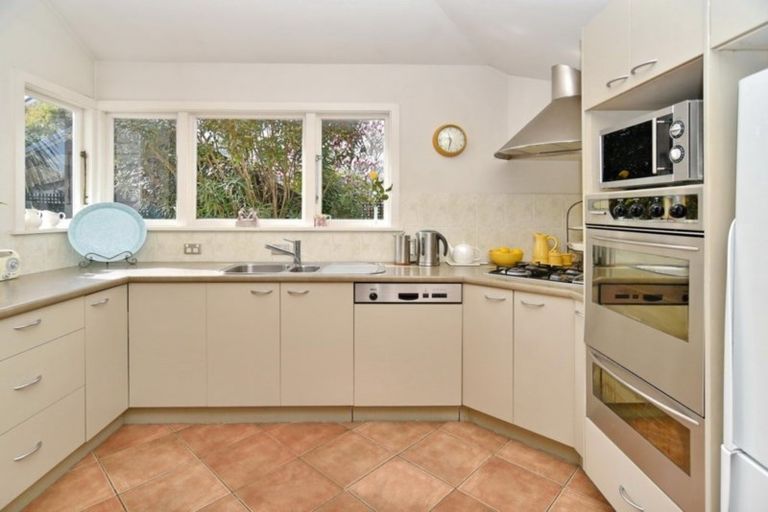 Photo of property in 4 Saint James Avenue, Papanui, Christchurch, 8053