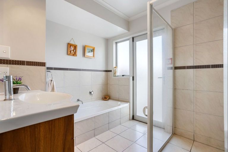 Photo of property in 2/111 Hunt Road, Whangamata, 3620