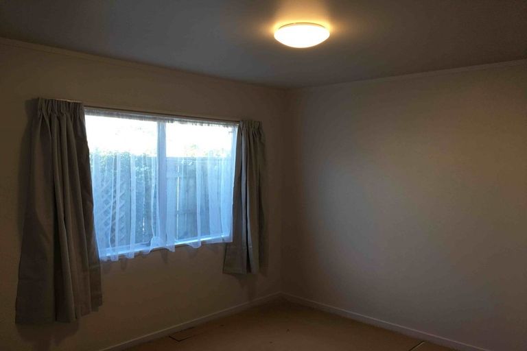 Photo of property in 1 Macalister Place, Miramar, Wellington, 6022