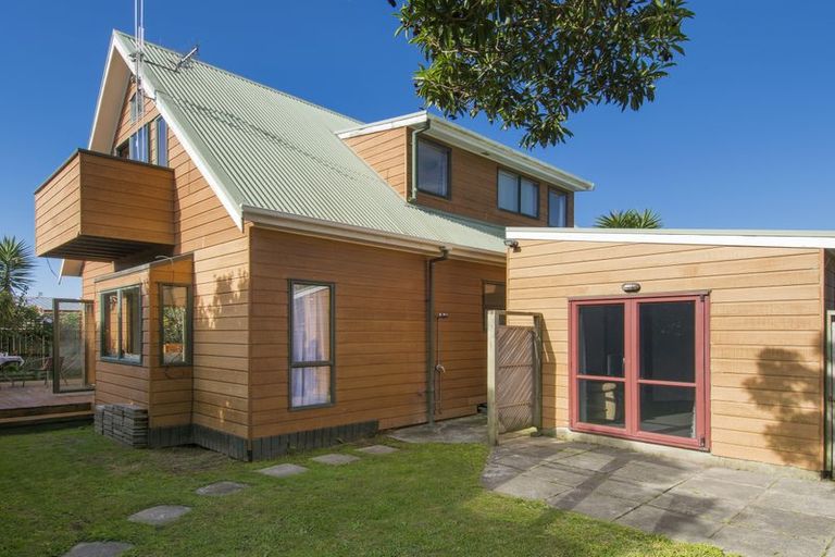 Photo of property in 16a Hartford Avenue, Papamoa Beach, Papamoa, 3118