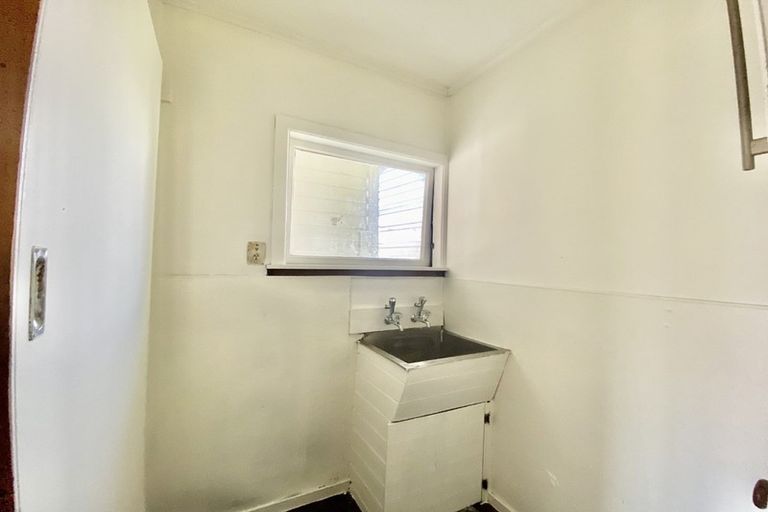 Photo of property in 16 Percival Street, Manurewa, Auckland, 2102