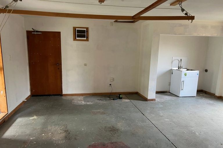 Photo of property in 18 Geraldo Place, Russley, Christchurch, 8042