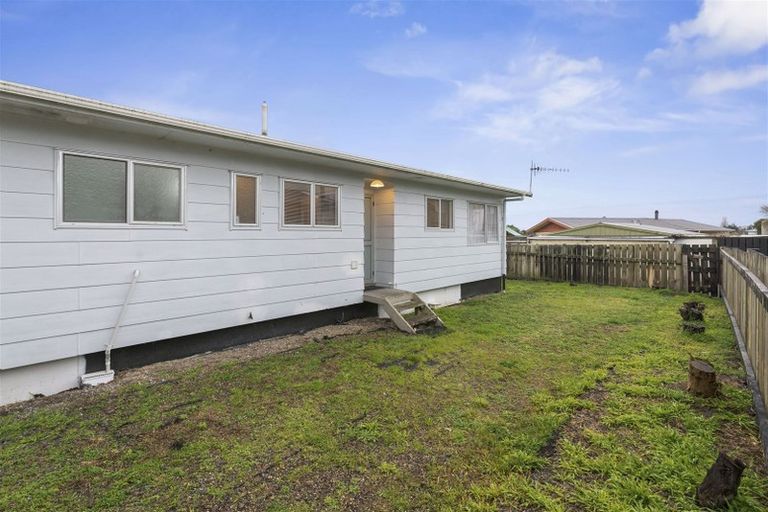 Photo of property in 14a Pohutukawa Drive, Owhata, Rotorua, 3010