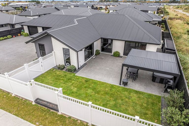 Photo of property in 147 Johns Road, Rangiora, 7400