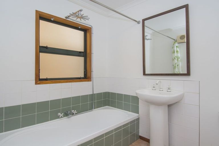 Photo of property in 16a Hartford Avenue, Papamoa Beach, Papamoa, 3118