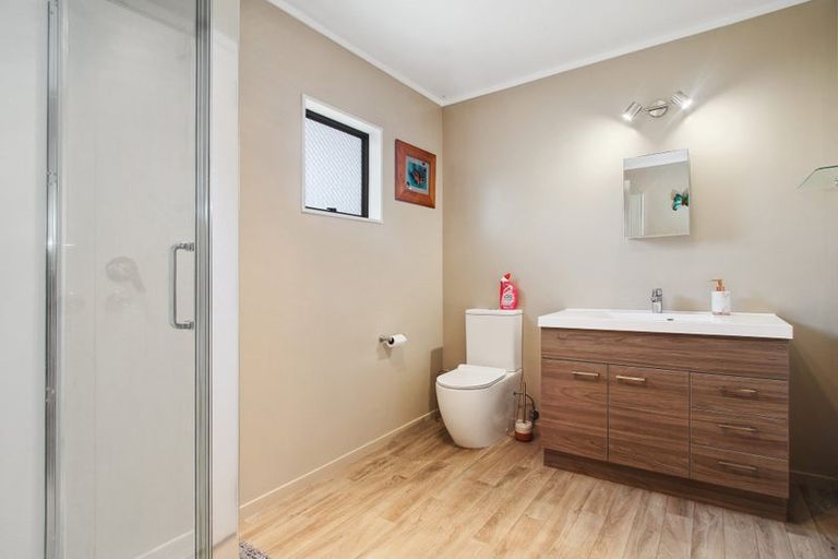 Photo of property in 7 Taihiki Road, Clarks Beach, 2122