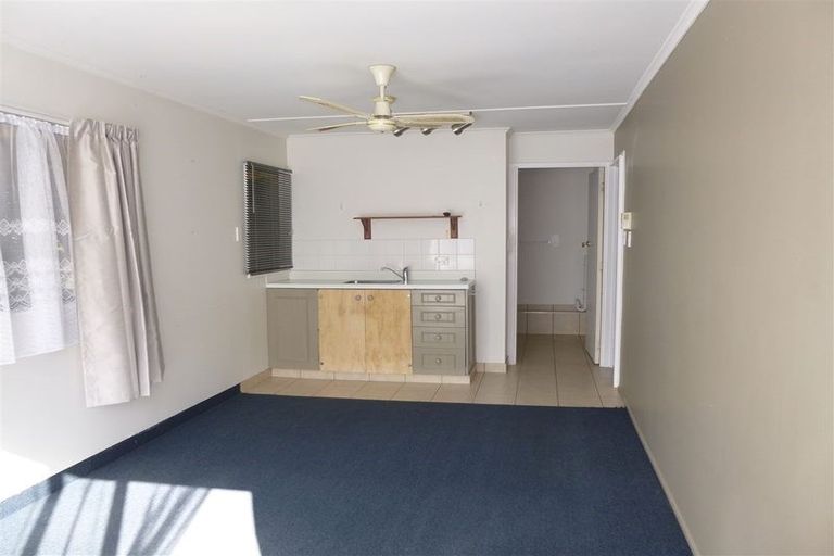 Photo of property in 6 Nikau Place, Pukete, Hamilton, 3200