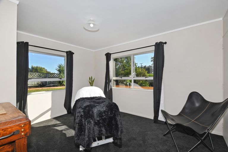 Photo of property in 7 Boundary Road, Hikurangi, 0114