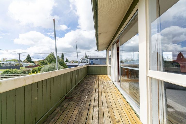 Photo of property in 30 Moana Crescent, Te Anau, 9600