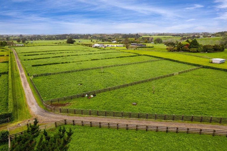 Photo of property in 312 Corbett Road, Paraite, New Plymouth, 4373