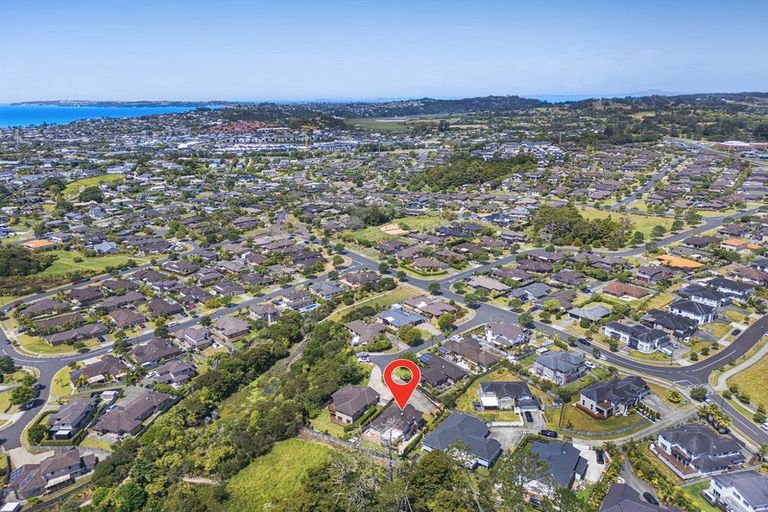 Photo of property in 7 Kingtide Place, Red Beach, 0932