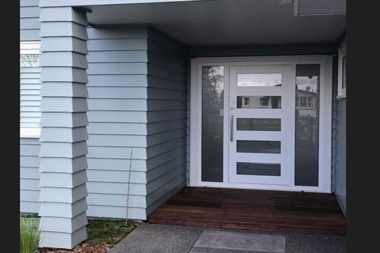 Photo of property in 28 Queen Street, Cambridge, 3434