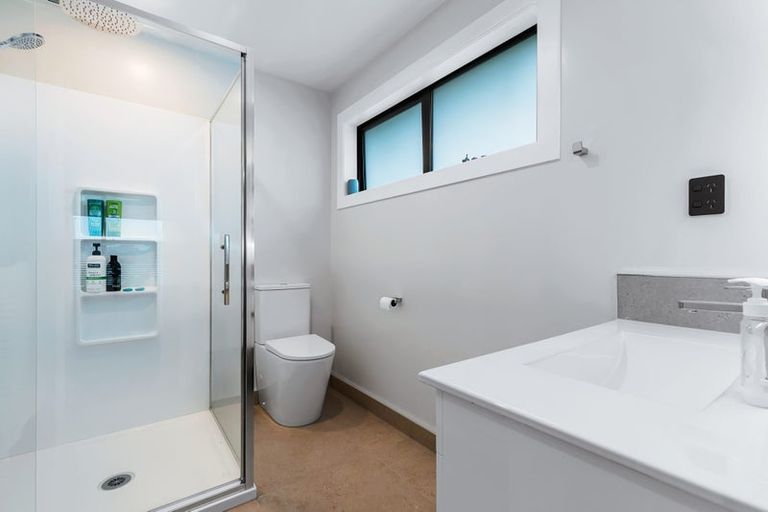 Photo of property in 18 Tai Road, Wharewaka, 3330