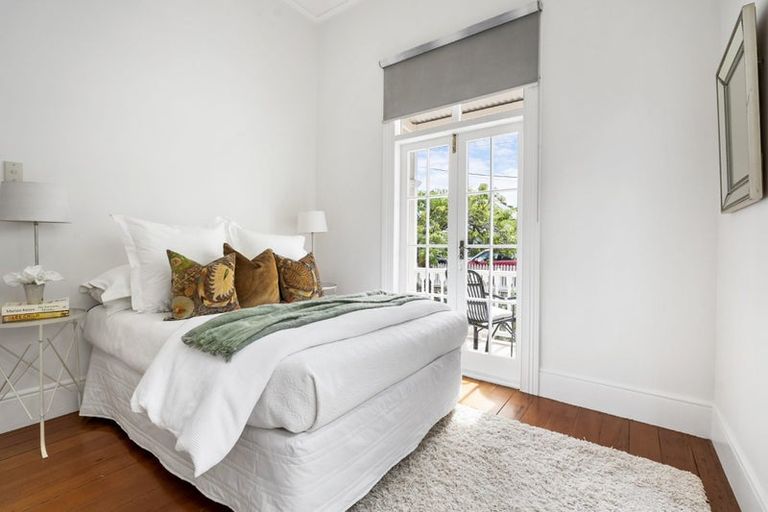 Photo of property in 24 Anne Street, Devonport, Auckland, 0624