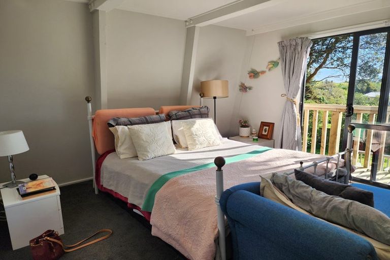 Photo of property in 1 Old Coach Road South, Otaki Beach, Otaki, 5512