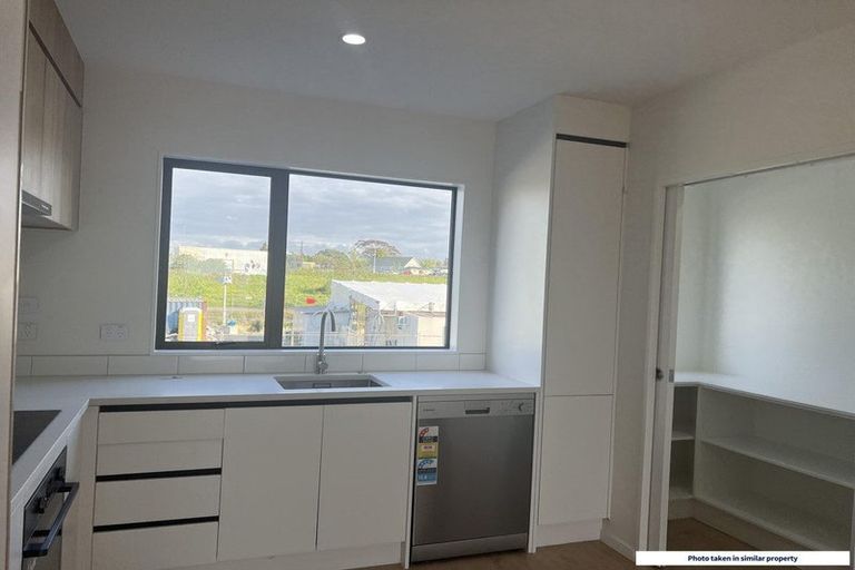 Photo of property in 3 Mataitai Road, Hobsonville, Auckland, 0618