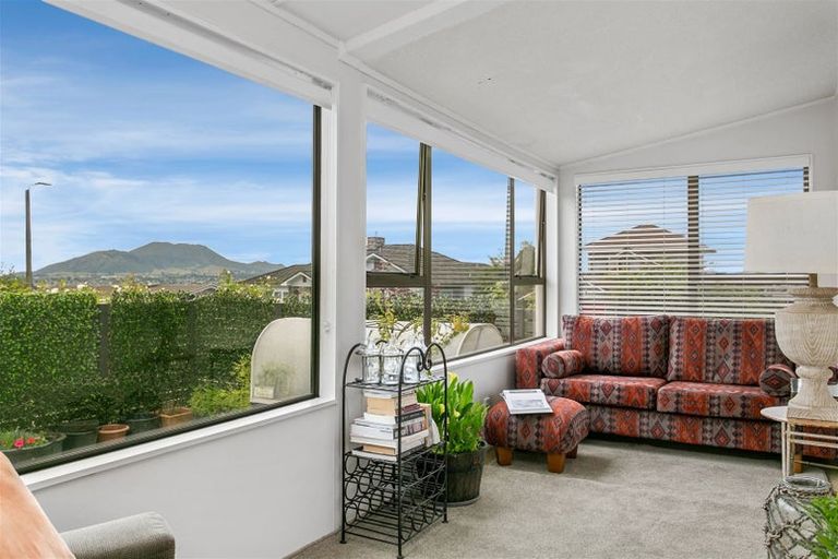 Photo of property in 3a Dorothy Drive, Acacia Bay, Taupo, 3330