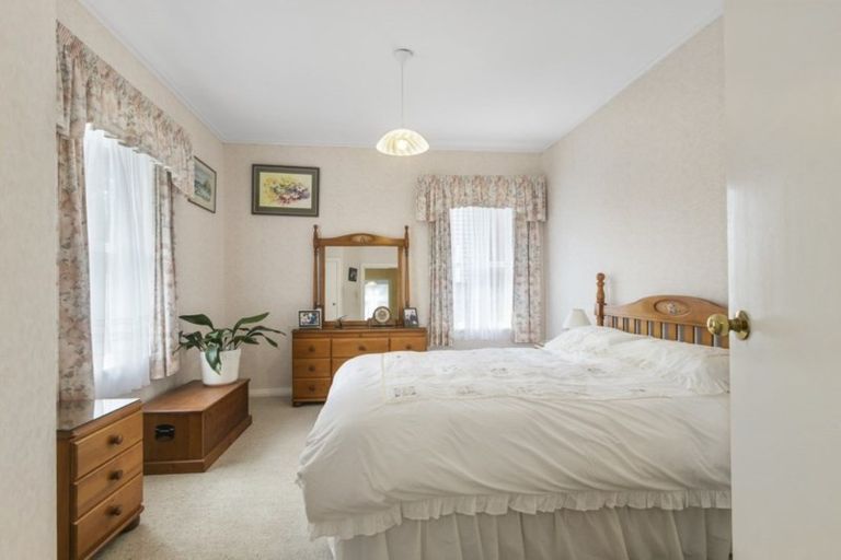 Photo of property in 18 Jutland Street, Waterloo, Lower Hutt, 5011