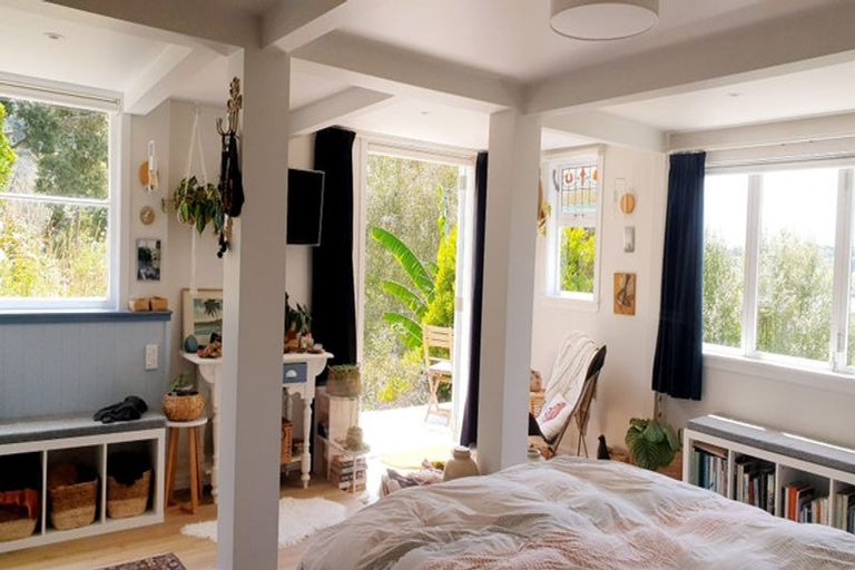 Photo of property in 14 Maning Street, Kohukohu, 0491