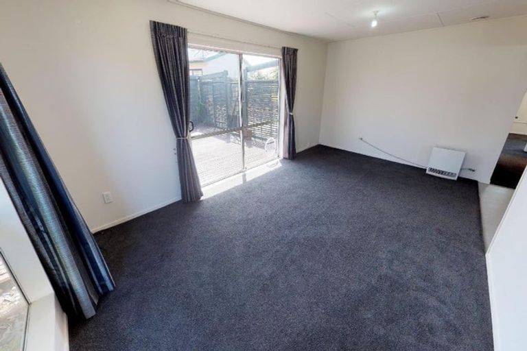 Photo of property in 41 Acacia Street, Kelvin Grove, Palmerston North, 4414