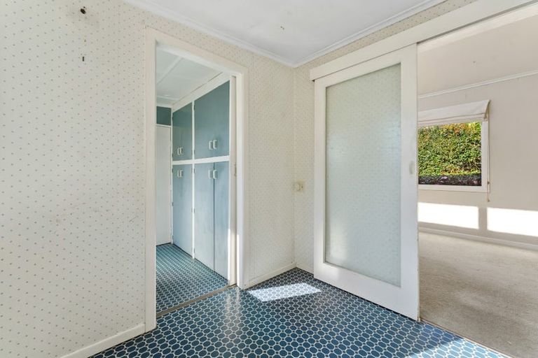 Photo of property in 3 Frieston Road, Milford, Auckland, 0620