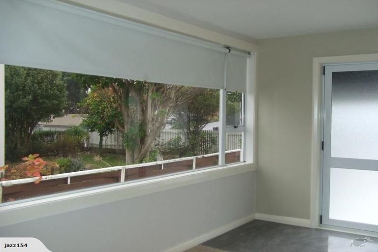 Photo of property in 11 Mana Esplanade, Paremata, Porirua, 5026