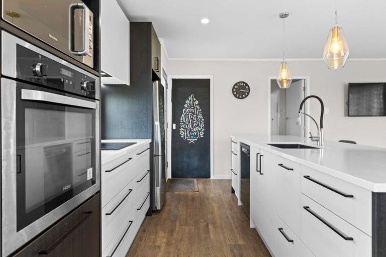 Photo of property in 21 Tennyson Drive, Owhata, Rotorua, 3010