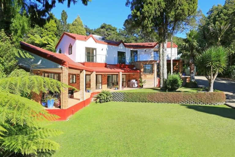 Photo of property in 789 Scenic Drive, Henderson Valley, Auckland, 0612