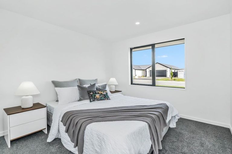 Photo of property in 5 Hawk Close, Rolleston, 7615