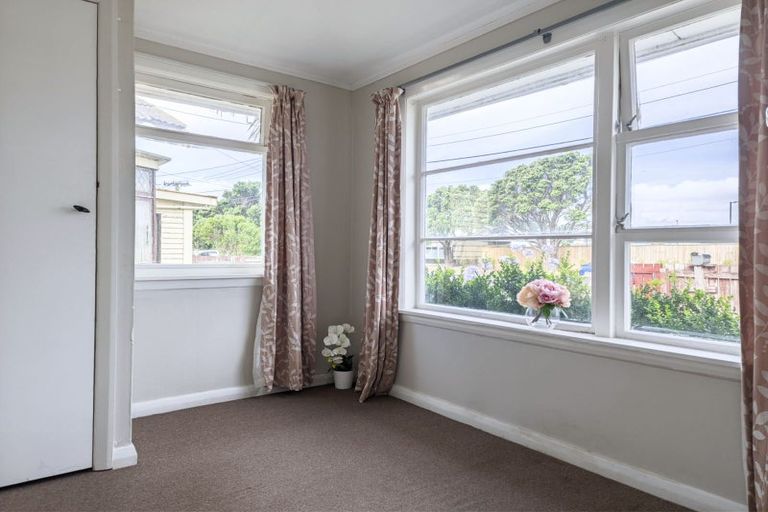 Photo of property in 21 Miro Street, Miramar, Wellington, 6022