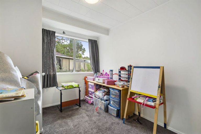 Photo of property in 3 June Place, Torbay, Auckland, 0630