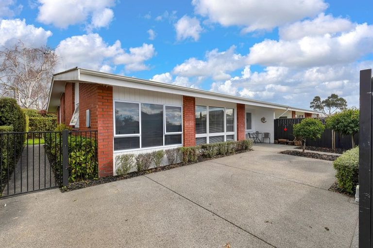 Photo of property in 1/61 Vagues Road, Northcote, Christchurch, 8052