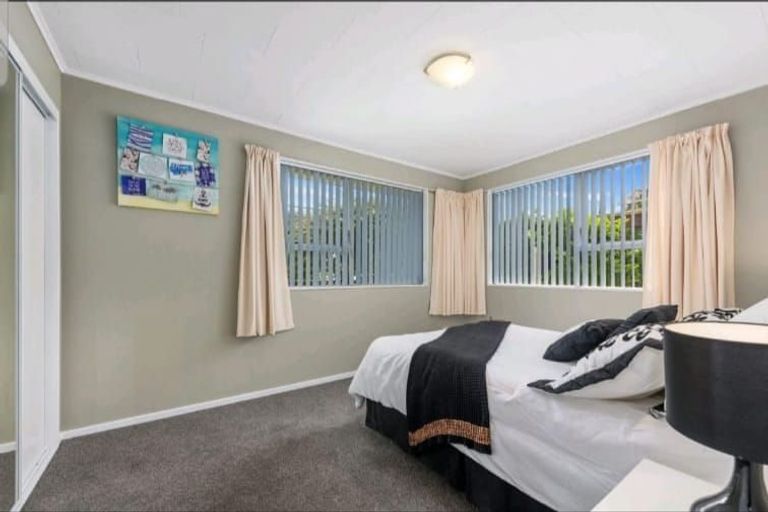 Photo of property in 218 Major Drive, Kelson, Lower Hutt, 5010
