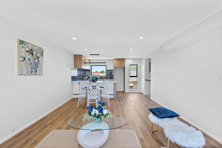 Photo of property in 8/43 Marr Road, Manurewa, Auckland, 2102