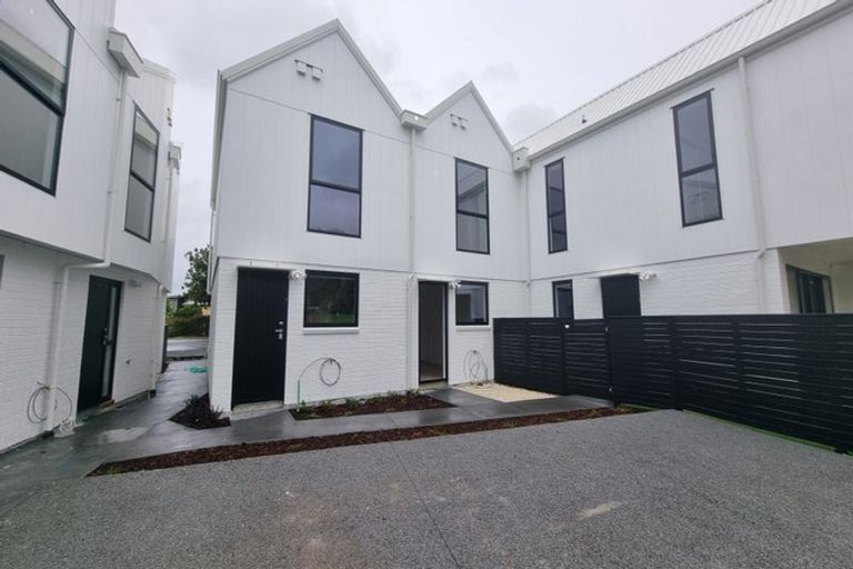Photo of property in 4/168 Rosebank Road, Avondale, Auckland, 1026