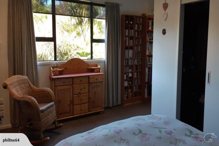 Photo of property in 102a Milton Terrace, Picton, 7220