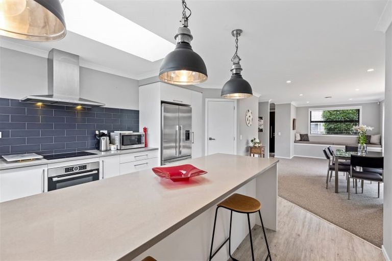 Photo of property in 27 Saddlers Way, Papamoa, 3118