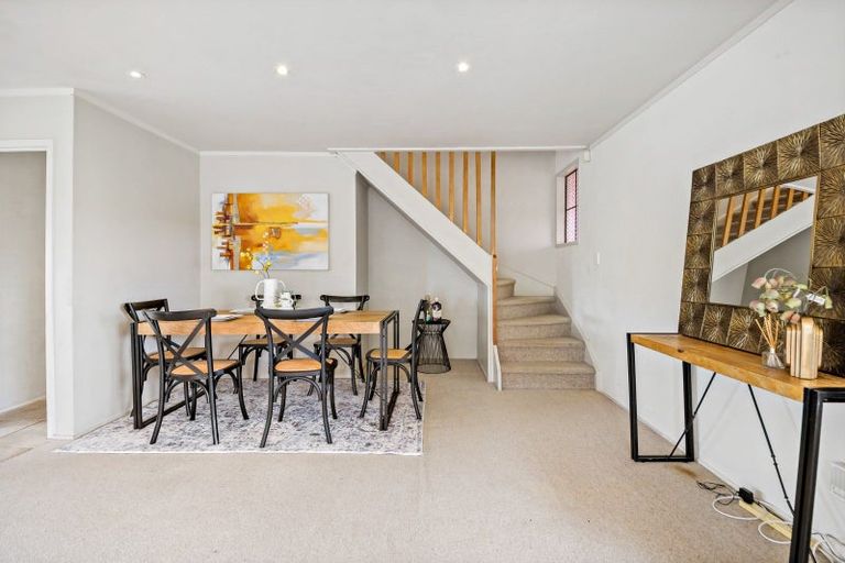 Photo of property in 85 Evelyn Road, Cockle Bay, Auckland, 2014