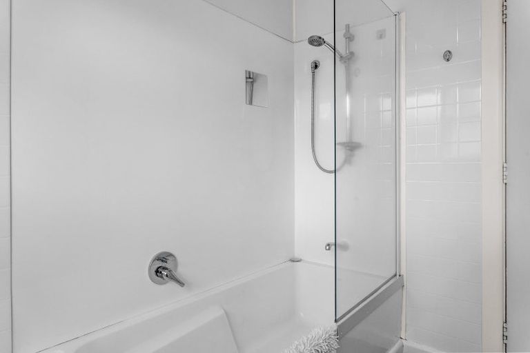 Photo of property in 106 Idris Road, Bryndwr, Christchurch, 8052