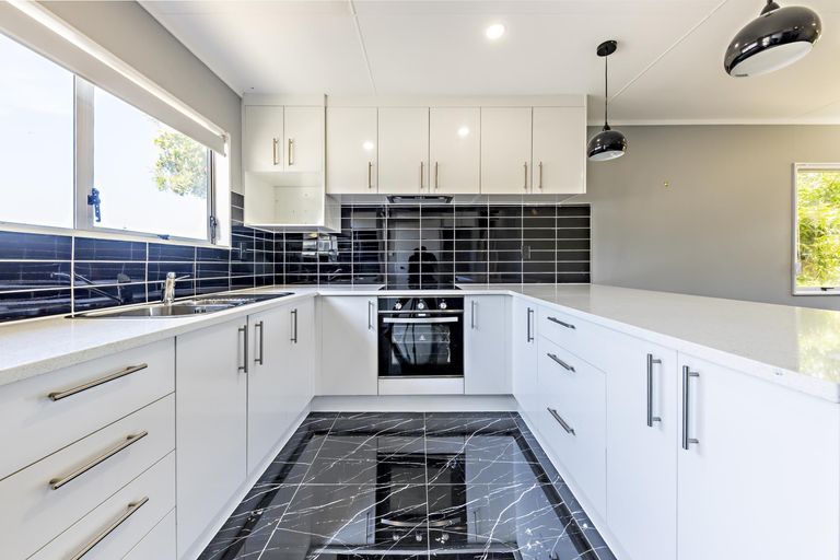 Photo of property in 1/183a Coxhead Road, Wattle Downs, Auckland, 2103