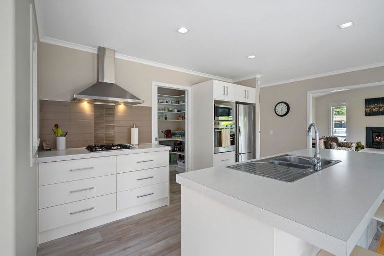 Photo of property in 10 Cooper Crescent, Cambridge, 3434