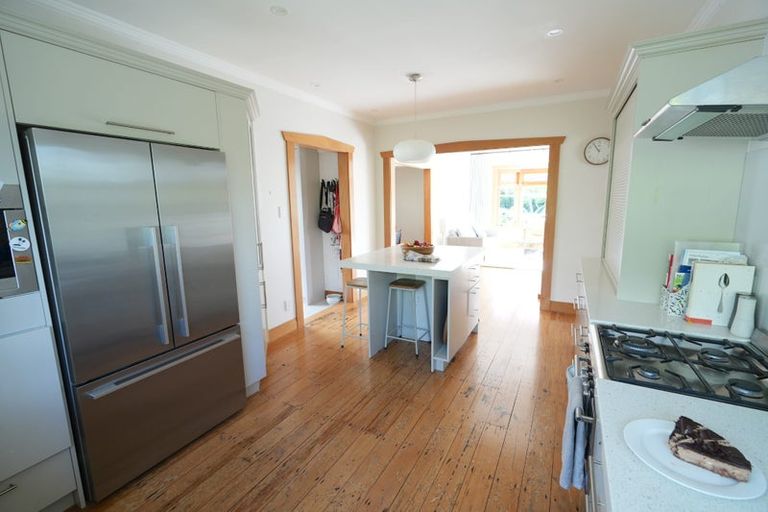 Photo of property in 6 Kent Street, Riverhead, 0820