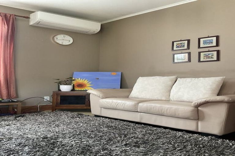 Photo of property in 74 Cambridge Terrace, Waterloo, Lower Hutt, 5011