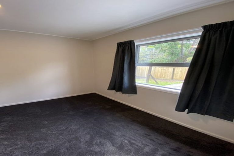 Photo of property in 9/21 Collins Avenue, Tawa, Wellington, 5028